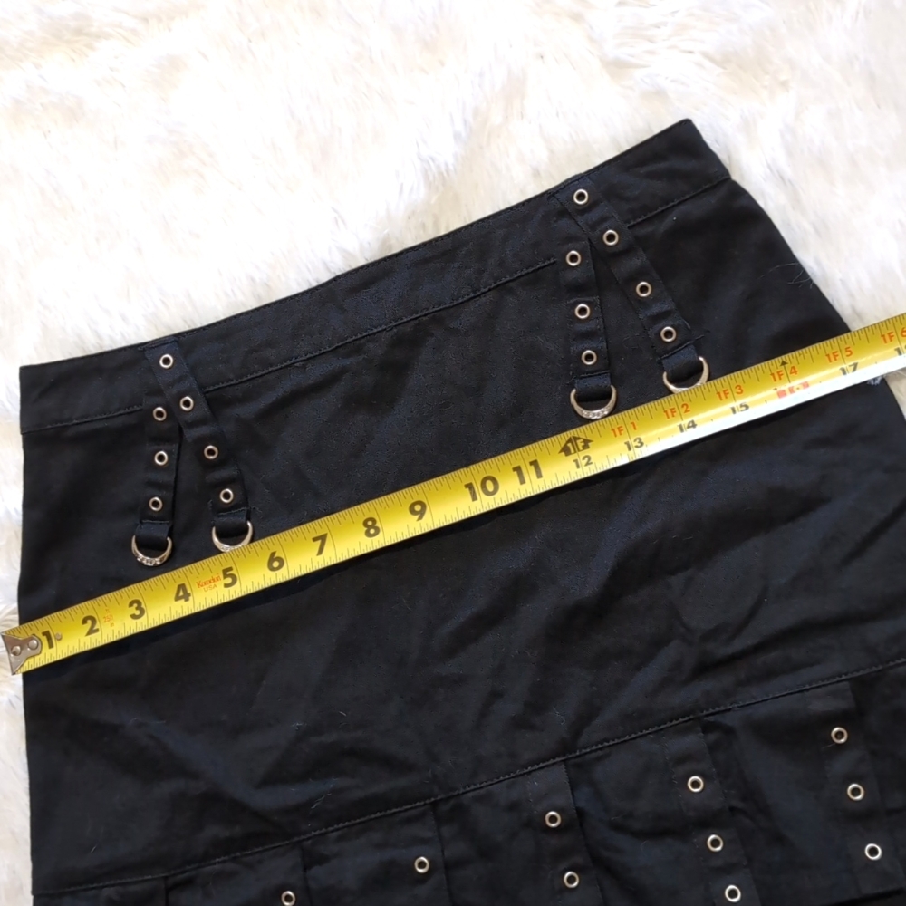 Y2K Tripp NYC Black Pleated Hem Skirt with Silver Grommets & D Rings Small - Picture 11 of 12